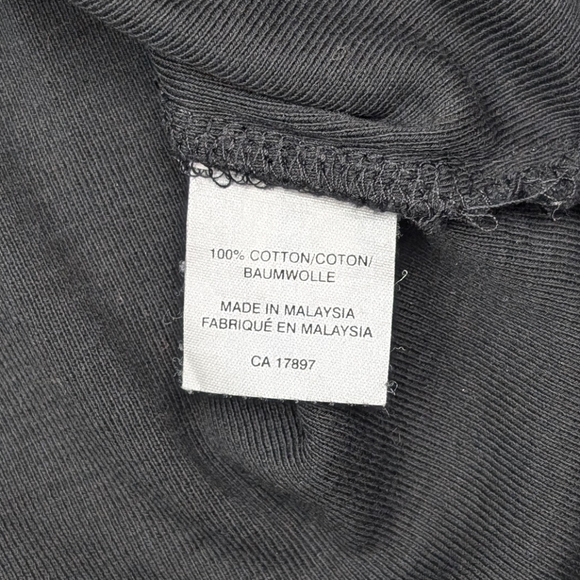 GAP Women's Small T-shirt Short Sleeve Black V-Neck - Picture 3 of 4